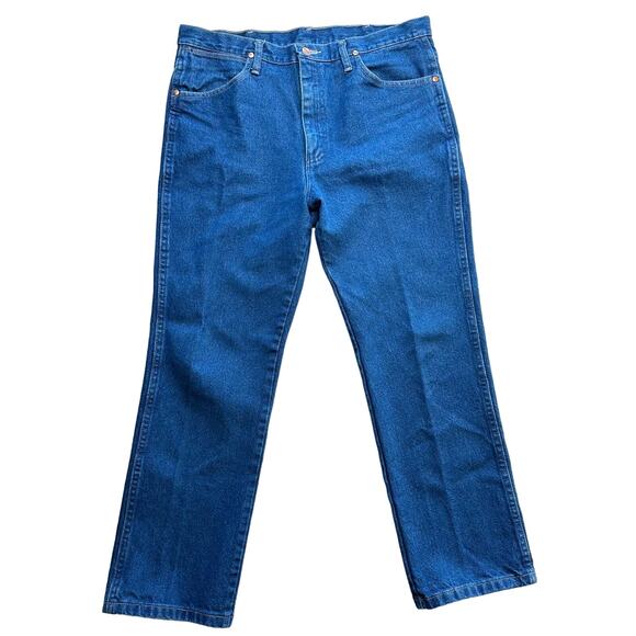 Wrangler Jeans Mens Size 36x28* Cowboy Cut Straight Leg Denim Medium Wash 936PWD - Picture 1 of 8